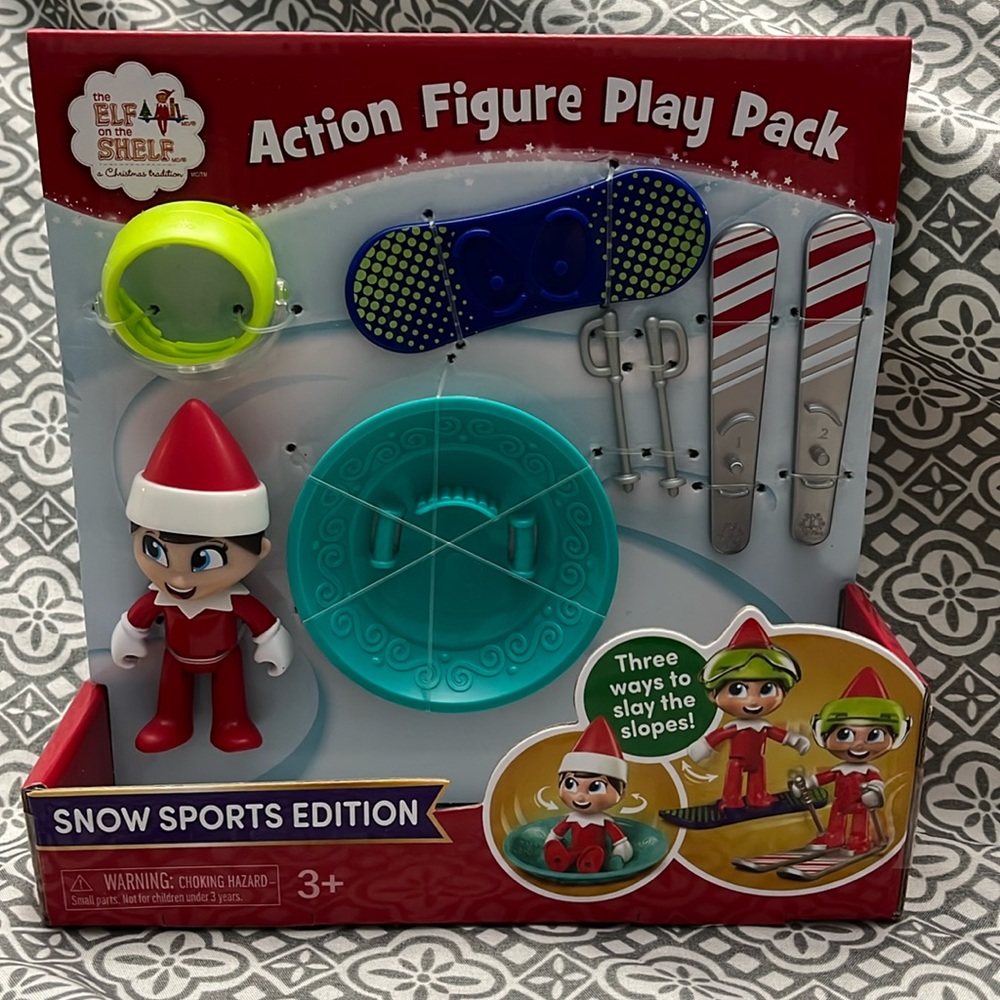 NIB Elf on the shelf action figure play pack, snow sports edition